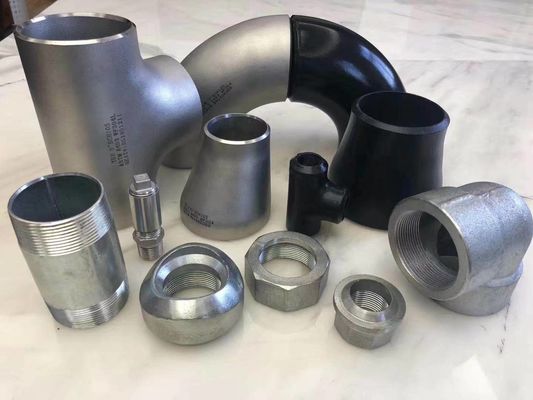 स्टेनलेस स्टील निकला हुआ किनारा ASME B16.47 ANSI B16.5 BS10 WN SLIP ON BLIND SS304 SS316