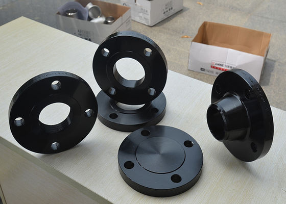 जाली SO निकला हुआ किनारा ANSI B16.5 B16.47 WN ब्लाइंड ASME A105 कार्बन स्टील 150LBS