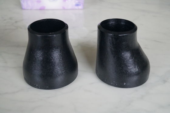 CS SS DN15 से DN2000 स्टील पाइप रिड्यूसर रस्ट प्रूफ ऑयल ब्लैक कॉन Ecc