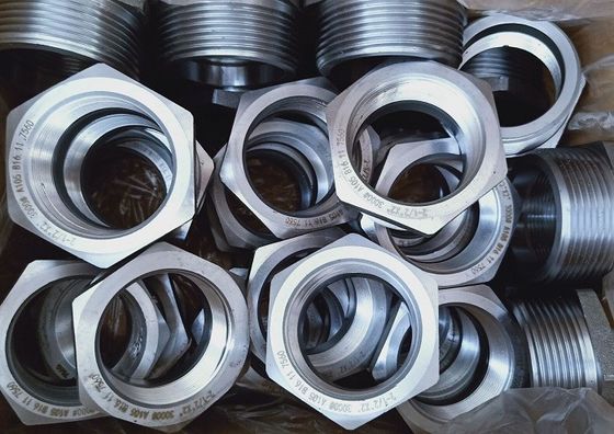 ASME B16.11 A105 एल्बो 3000 एलबीएस सॉकेट वेल्डिंग थ्रेडेड जाली स्टील फिटिंग