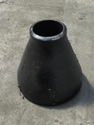 ISO PED ASME B16.9 CON ECC स्टील पाइप रेड्यूसर SCH40 A234 WPB ब्लैक पेंट Black
