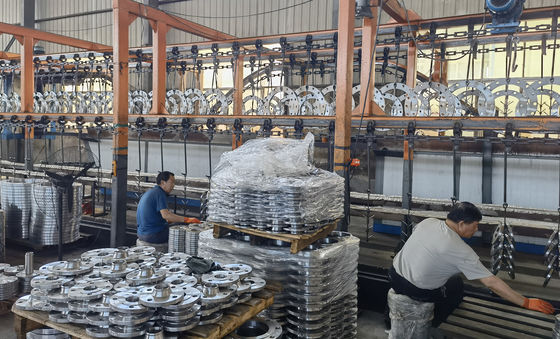 15A से 1500A BLIND WN GOST FLANGE PN40 PN63 कार्बन स्टील स्टेनलेस पीला तेल