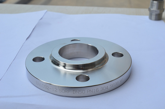 2 300LBS कार्बन स्टील सॉकेट वेल्ड निकला हुआ किनारा Asme Ansi B16.5 Asme Ansi B16.47
